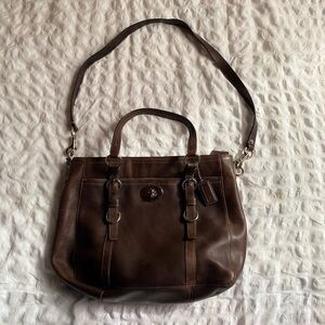Elegant COACH Brown Leather Bag